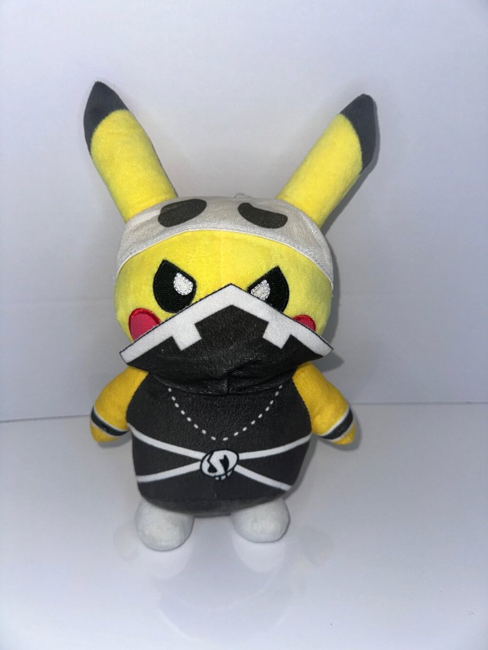 Pokemon Pokémon Pikachu 11” Plush Suction Cup Window Hanger Grunt Team Skull